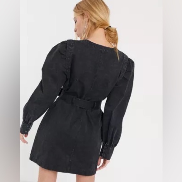 & Other Stories Puff-Sleeve Button Detail Denim Mini Dress in Washed Black - Picture 2 of 2